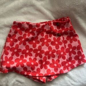 Old Navy Pink and Red Floral Knit Skort
